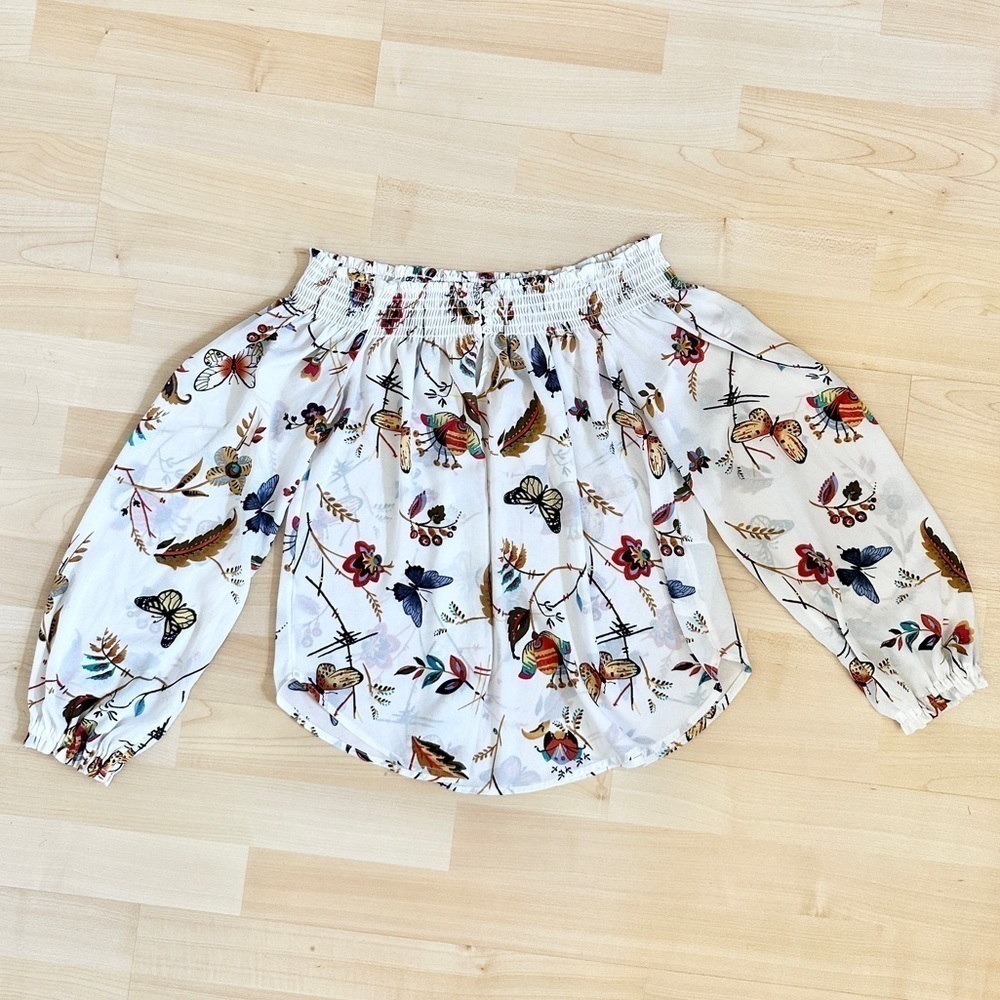 Abercrombie and Fitch White Floral Butterfly Print Off the Shoulder Blouse